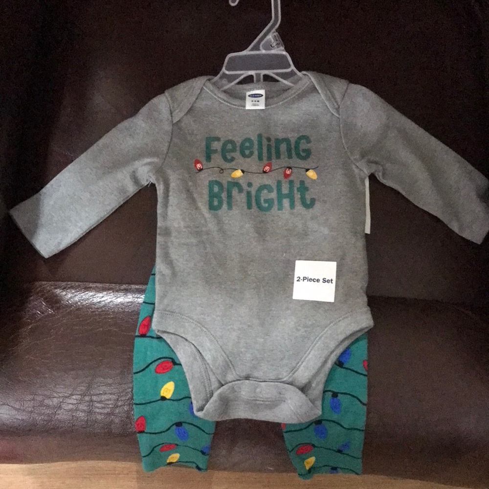 Old Navy 2-Piece Set (Onesie and Pants) Size 3-6 Months Baby Boy Feeling Bright